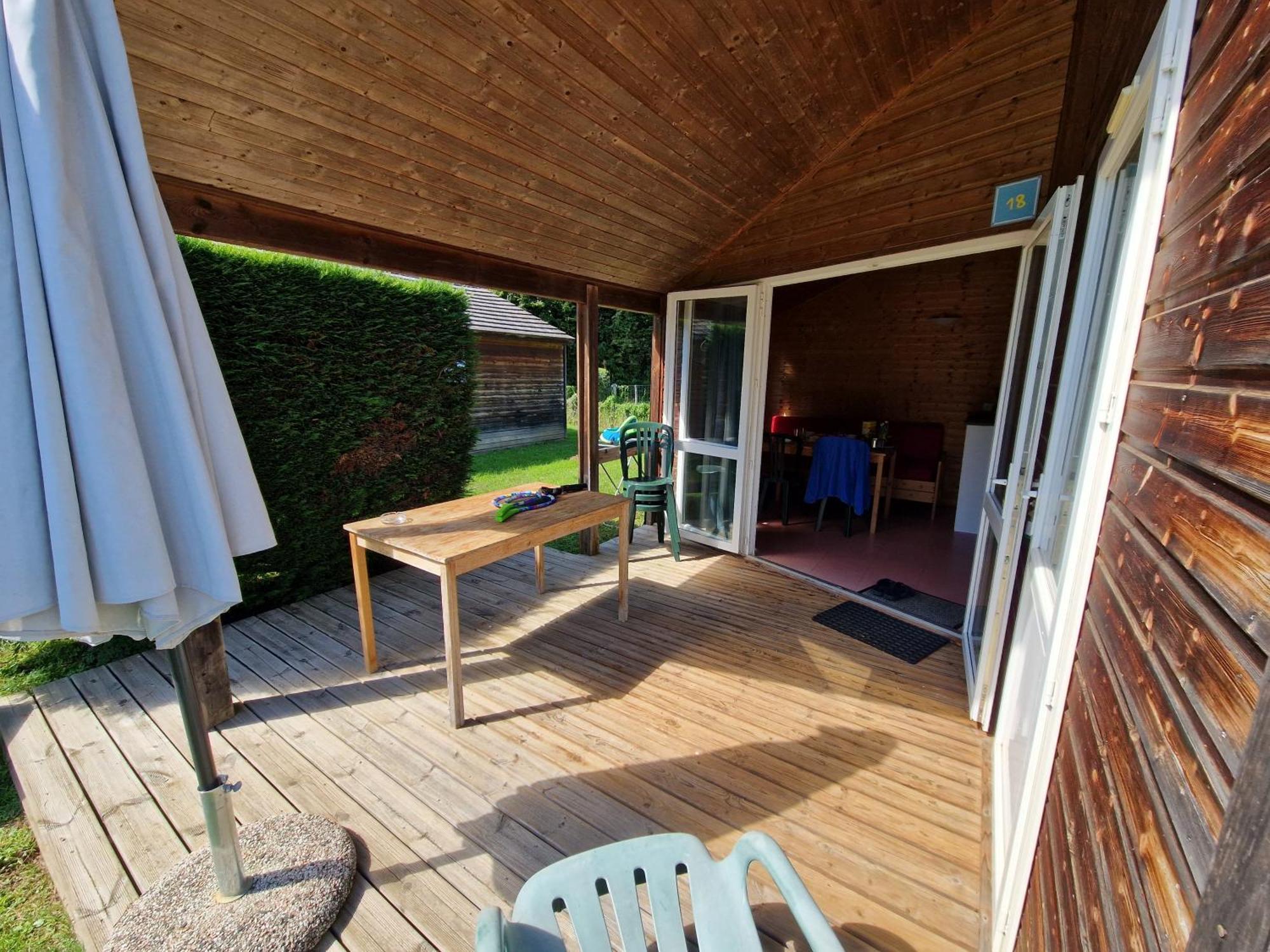 Marmotel Village Saint-Geniez-dʼOlt Exterior foto